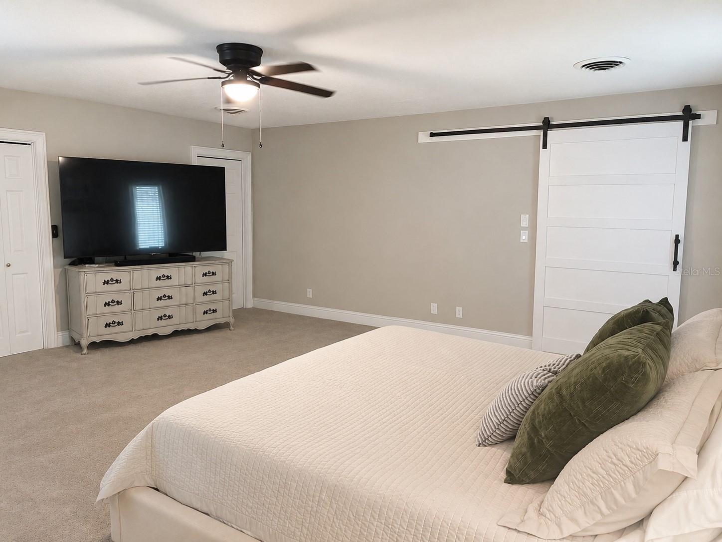 HICKORY HILL ACRES - Residential