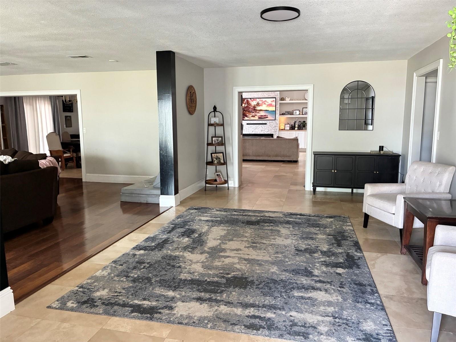 HICKORY HILL ACRES - Residential