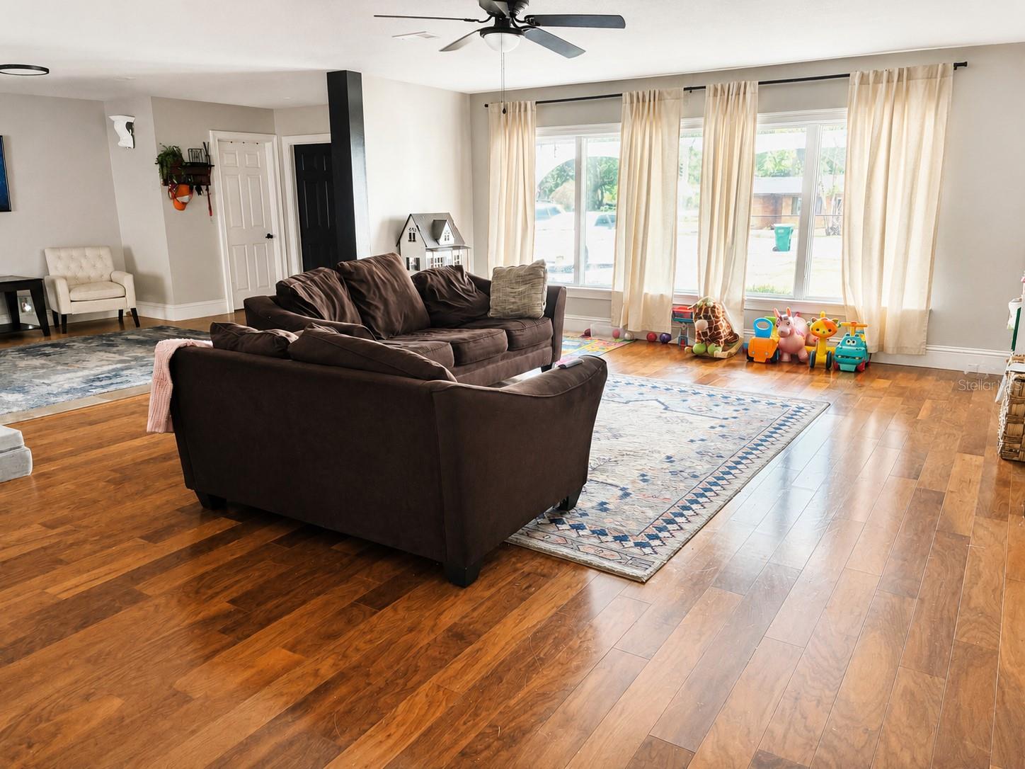 HICKORY HILL ACRES - Residential