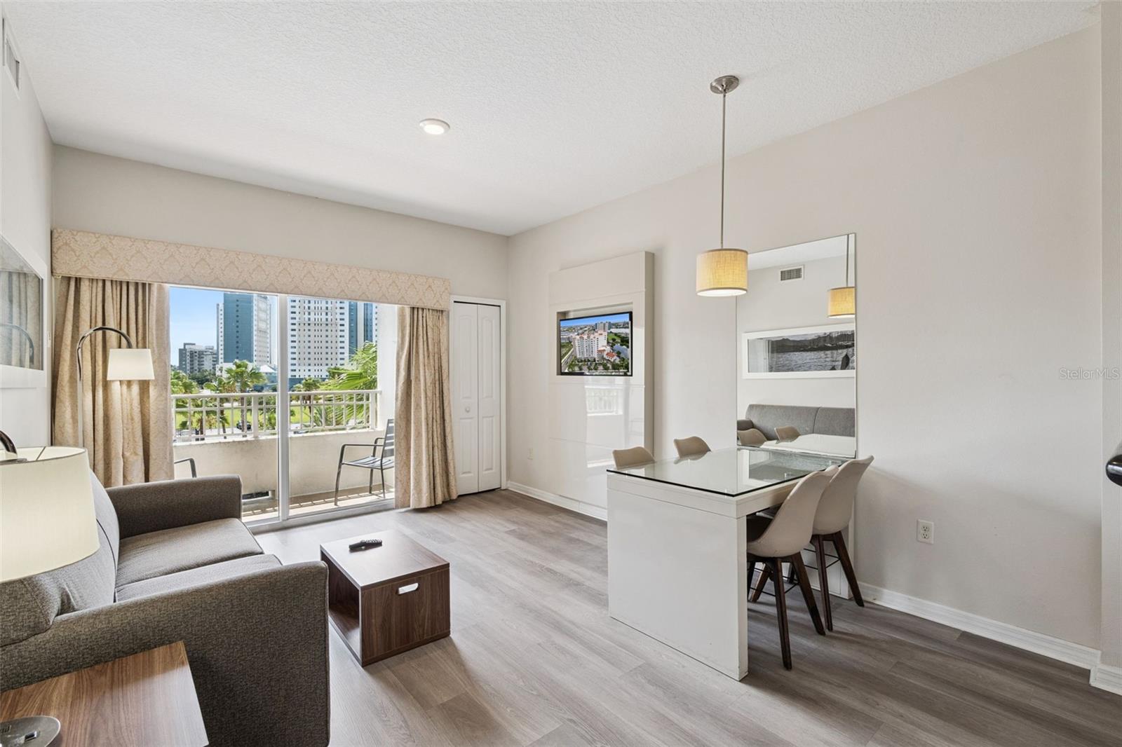 POINT ORLANDO RESORT - Residential