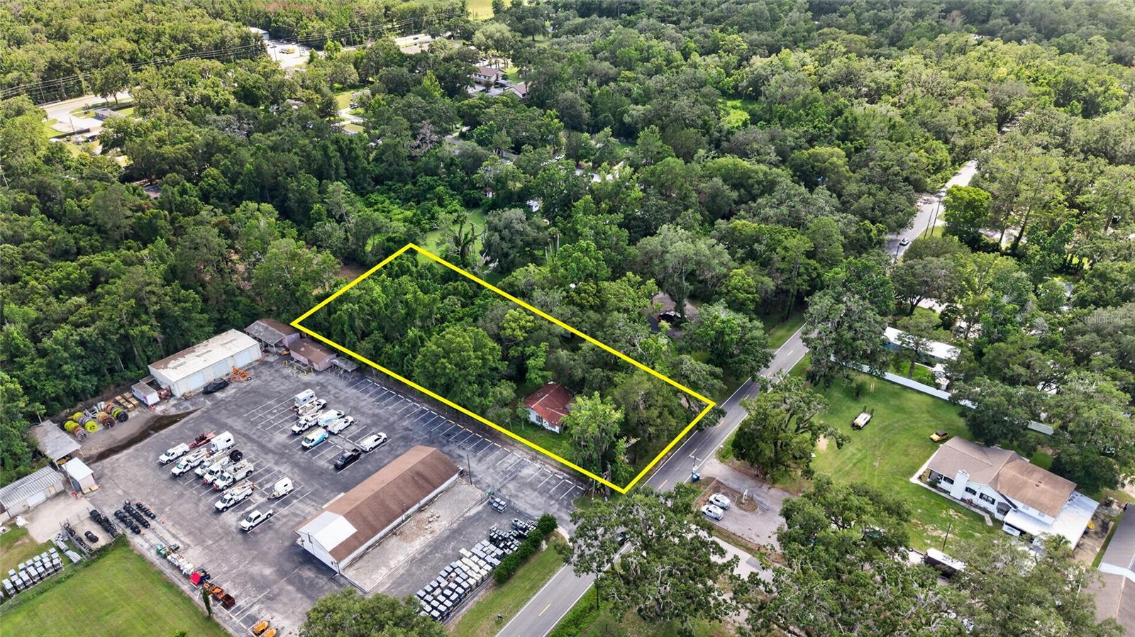 E125 FT OF NE1/4 OF NE1/4 OF SW1/4 LESS RD R/W & L - Residential
