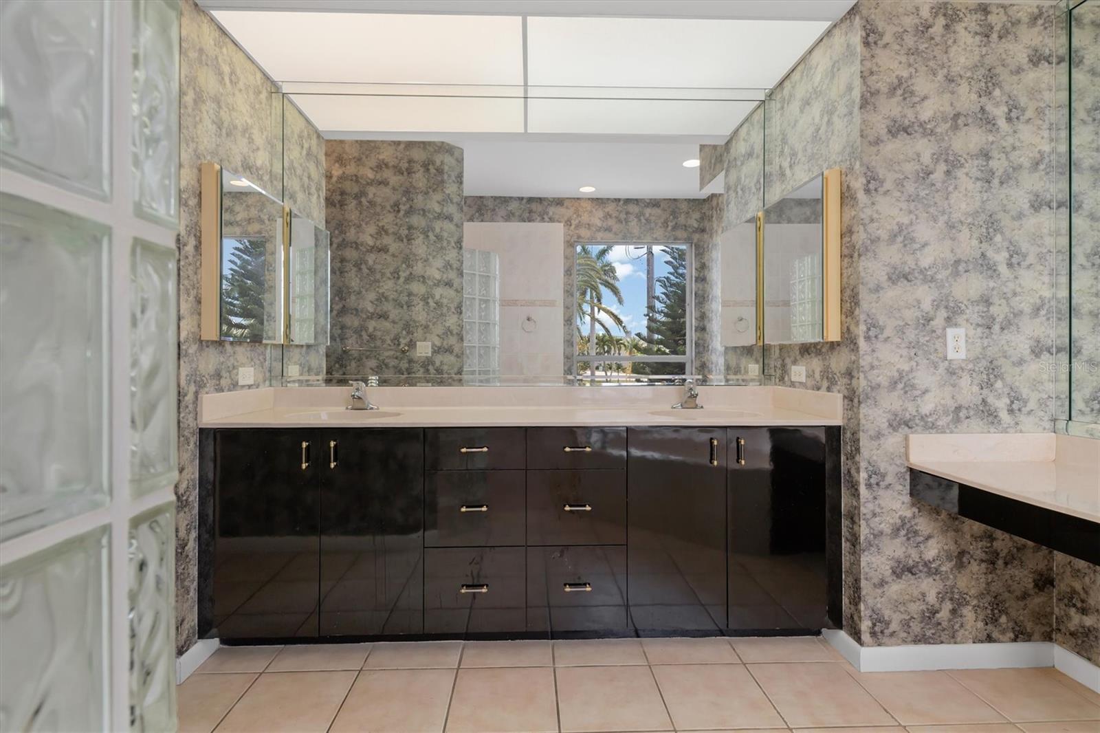 PUNTA GORDA ISLES SEC 14 - Residential