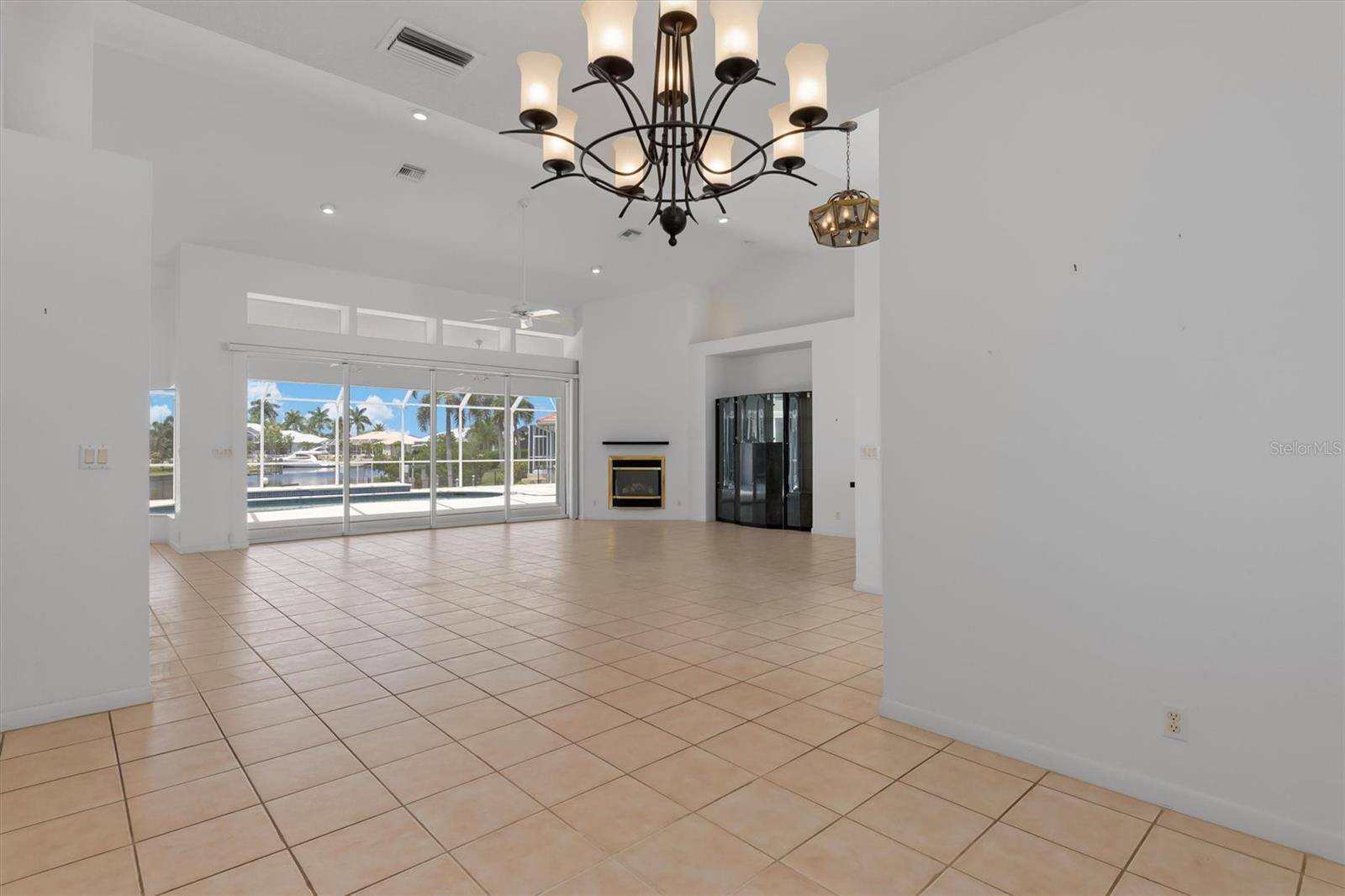 PUNTA GORDA ISLES SEC 14 - Residential