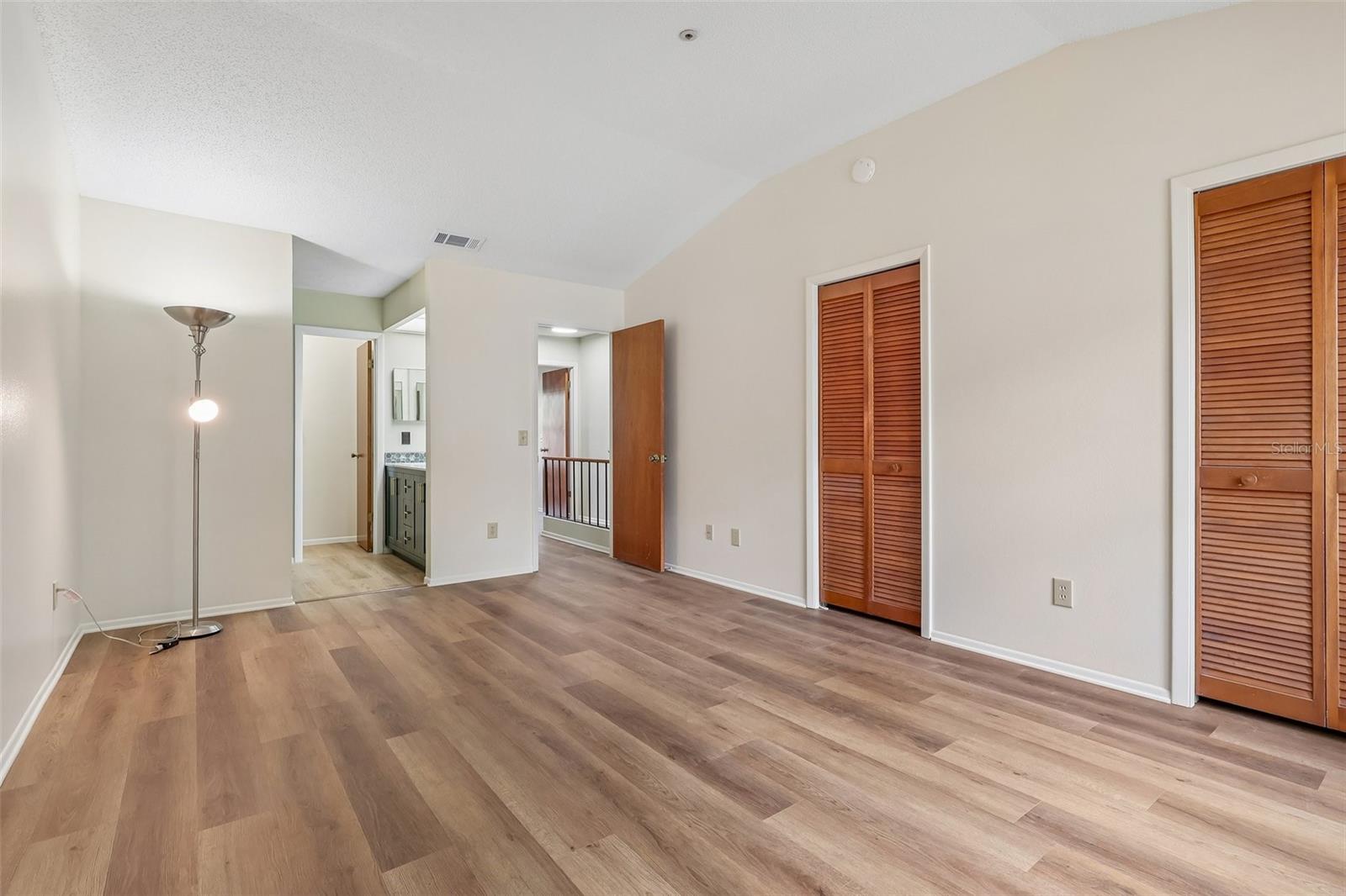 NORTHBRIDGE AT COUNTRY CREEK - Residential