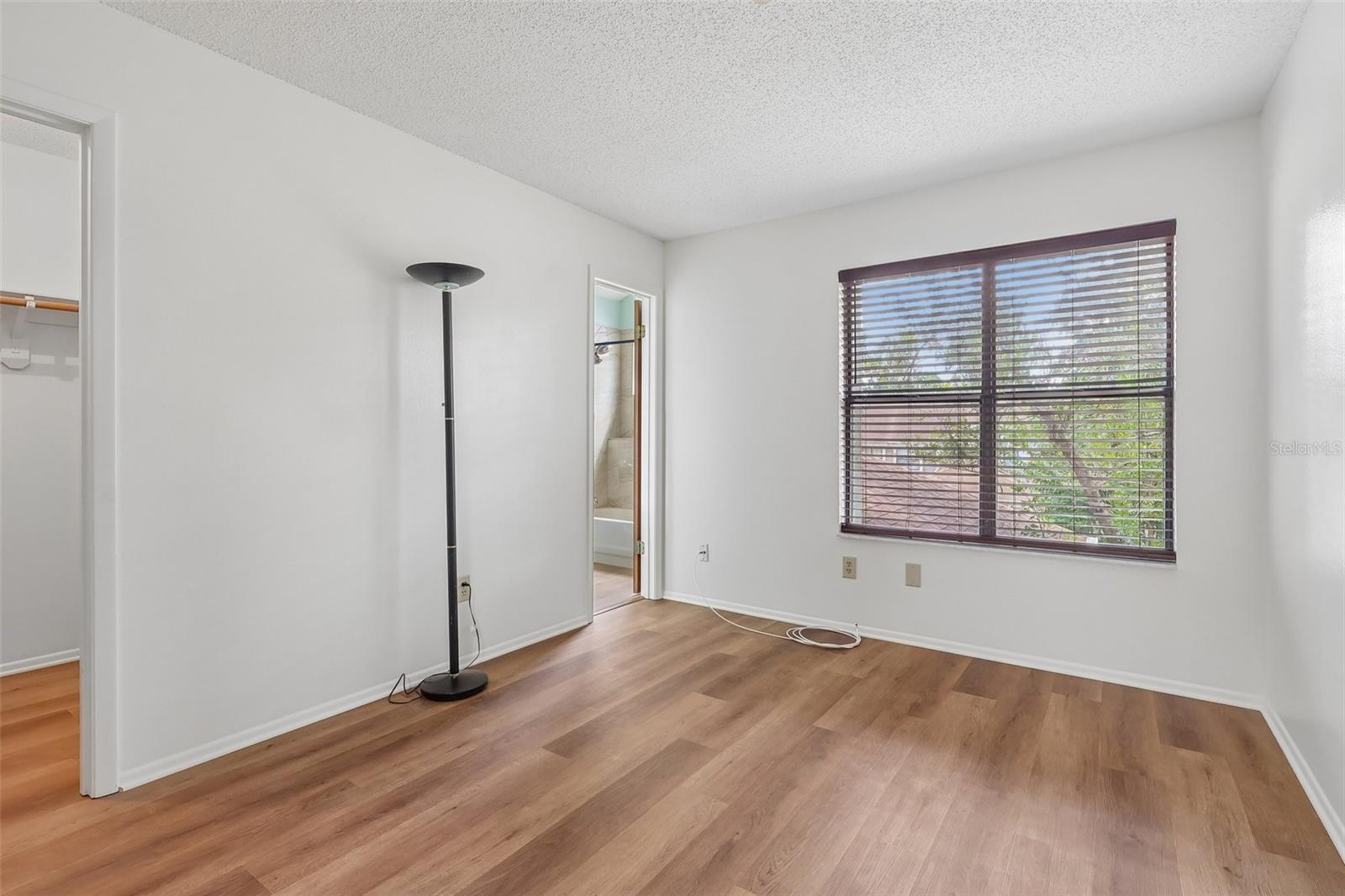 NORTHBRIDGE AT COUNTRY CREEK - Residential