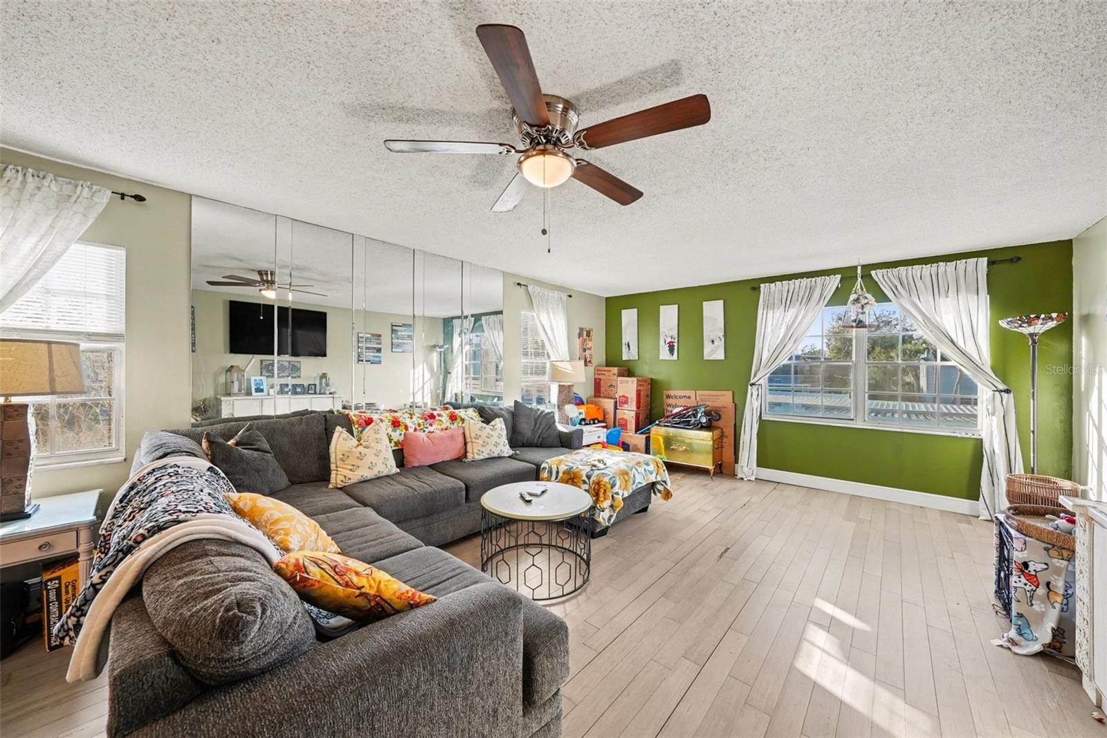 BELLEAIR FOREST - Residential