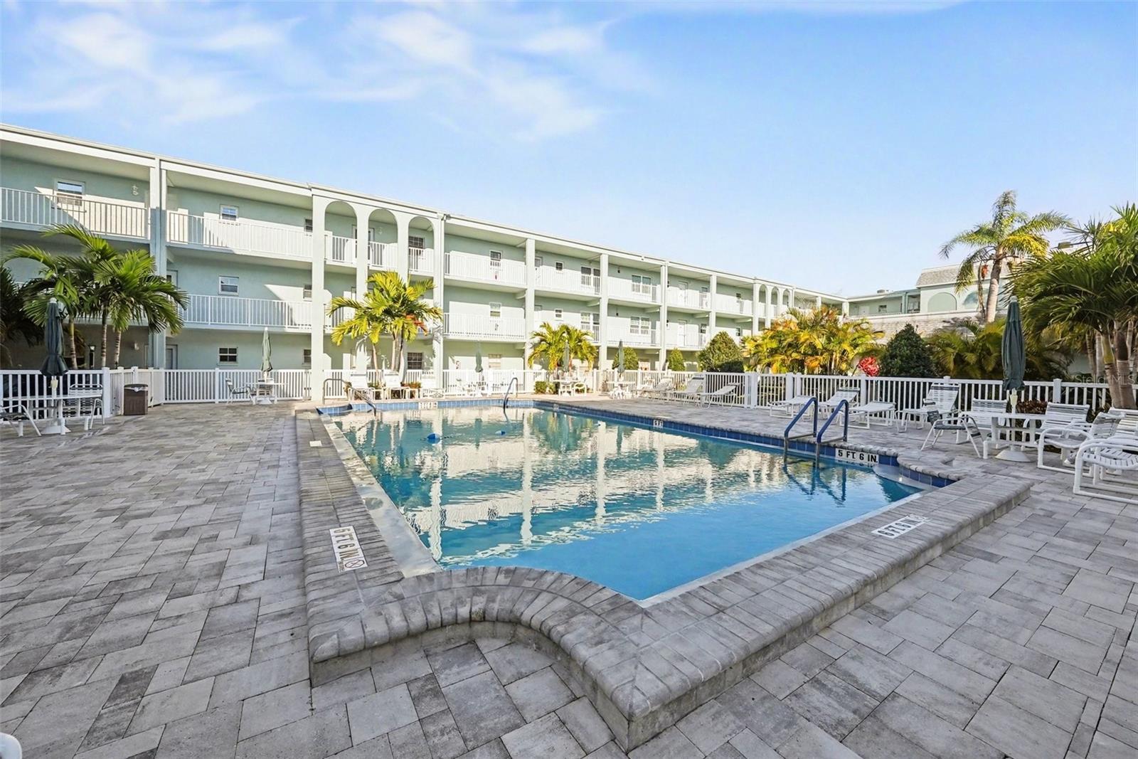 BELLEAIR FOREST - Residential