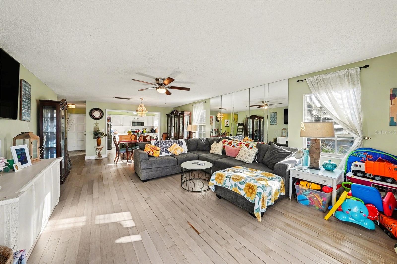 BELLEAIR FOREST - Residential