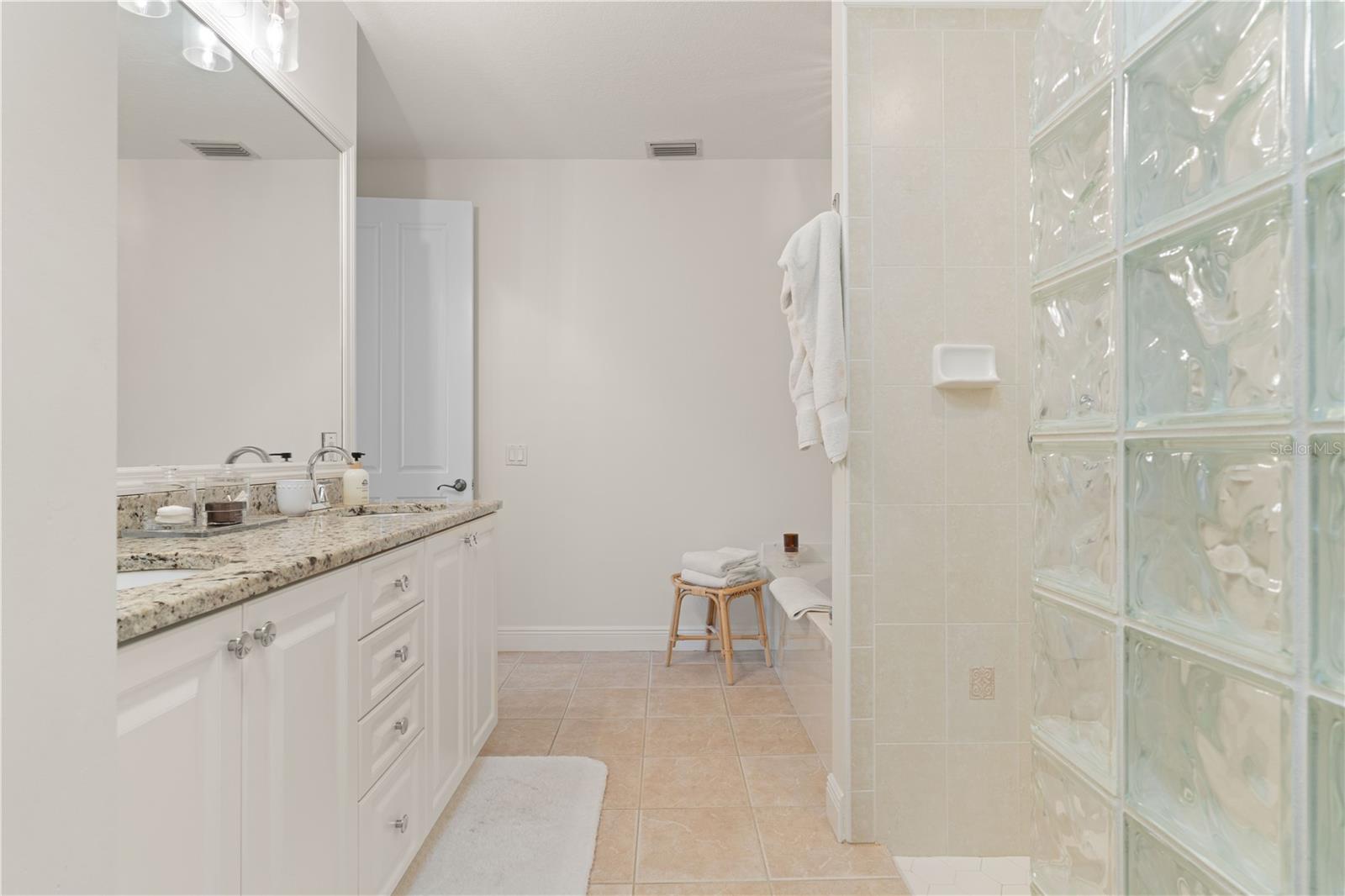TARPON COVE PH 15 - Residential