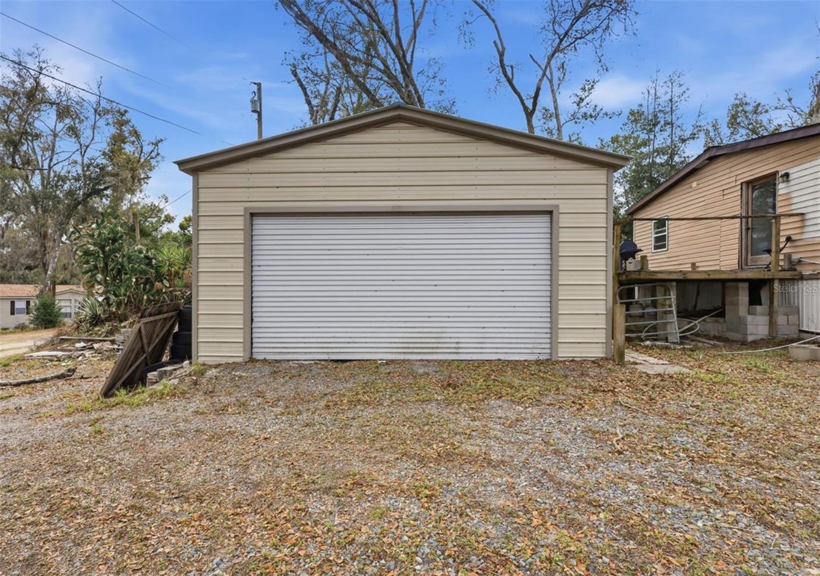 CUNNINGHAM ESTATES - Land