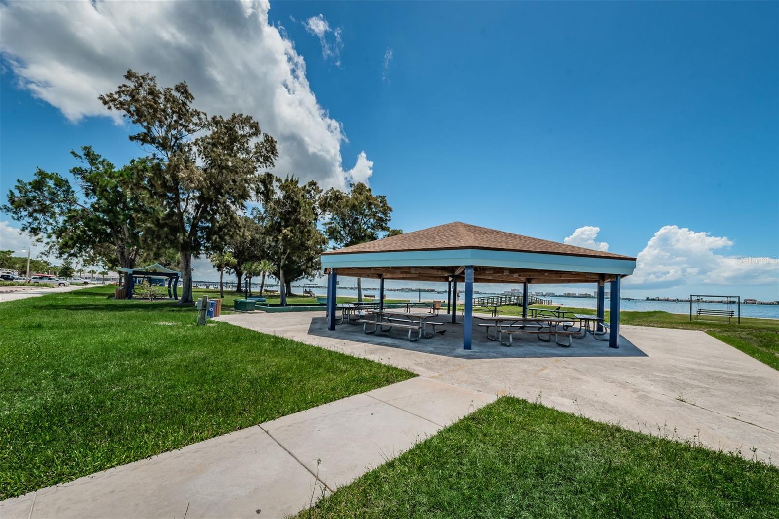 BOCA CEIGA PARK - Residential