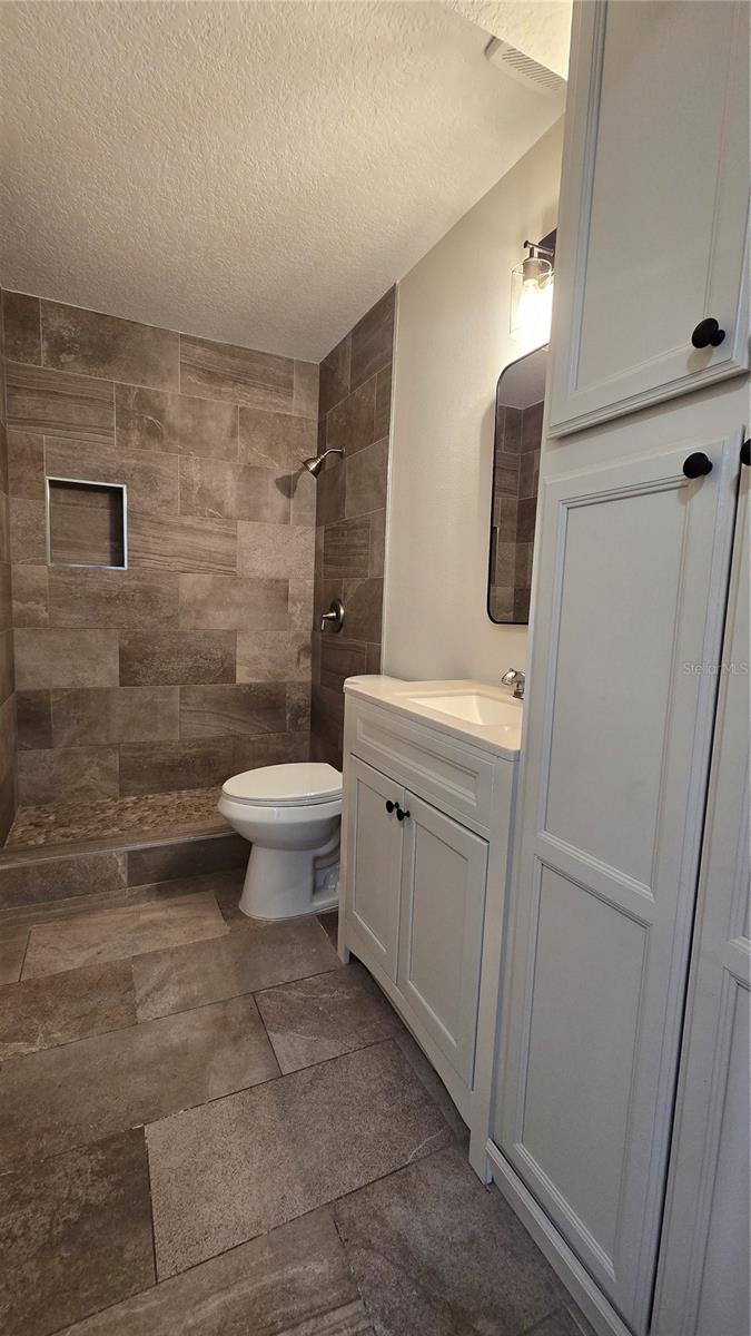 BONNEVILLE SEC 02 - Residential Lease