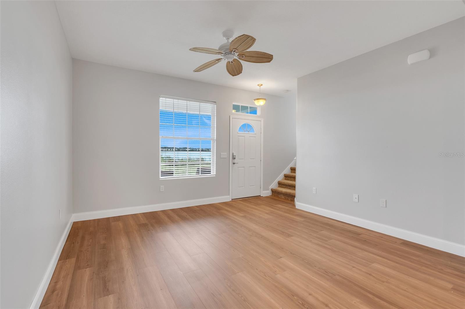 GROVELAND WATERSIDE POINTE PH 01 - Residential