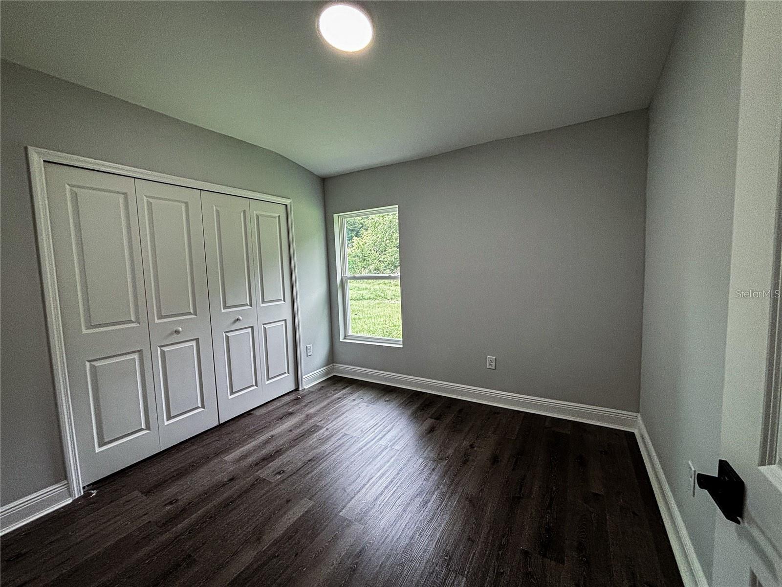 SILVER SPGS SHORES UN #12 - Residential Lease