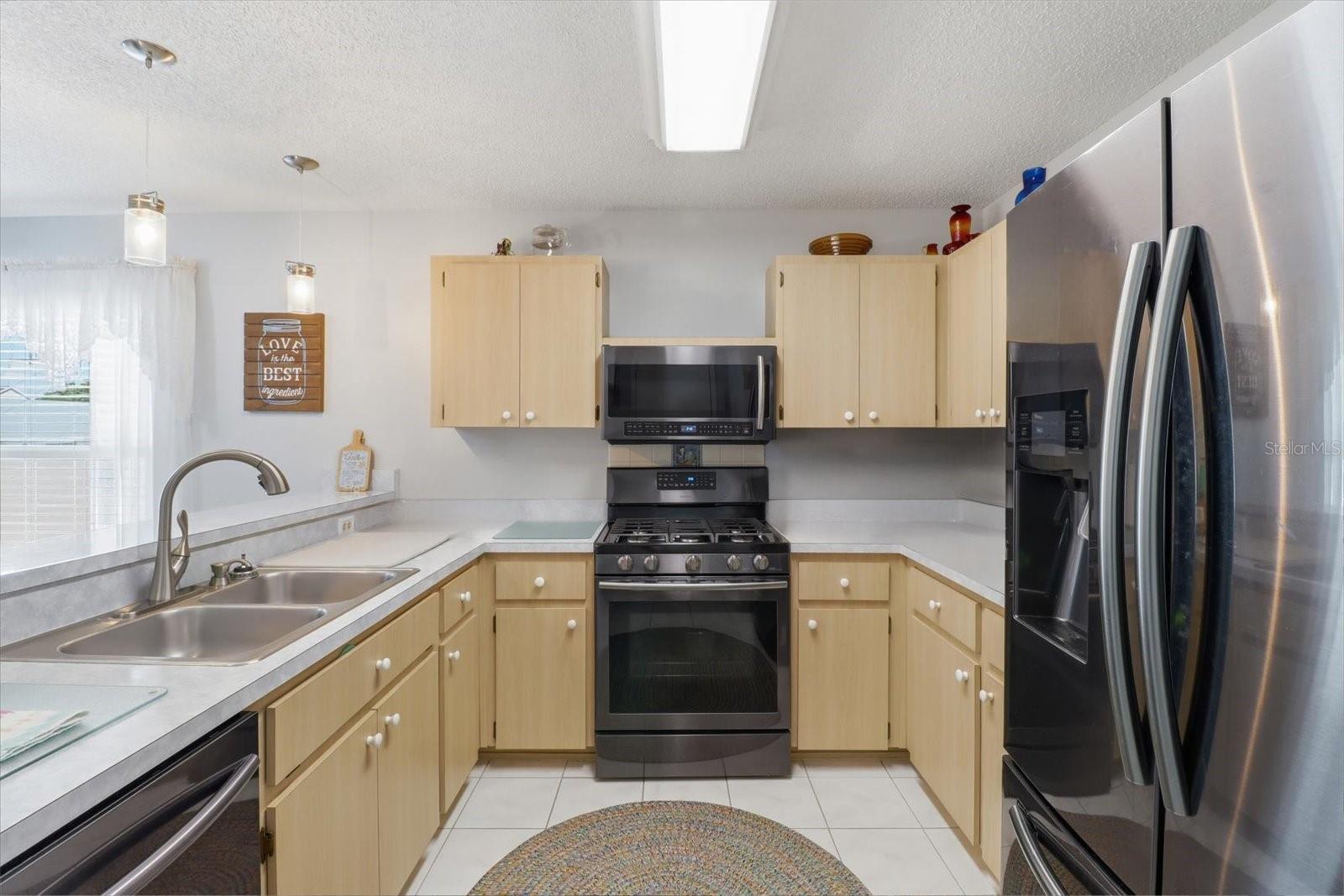 OAKWOOD VILLAGE - Residential
