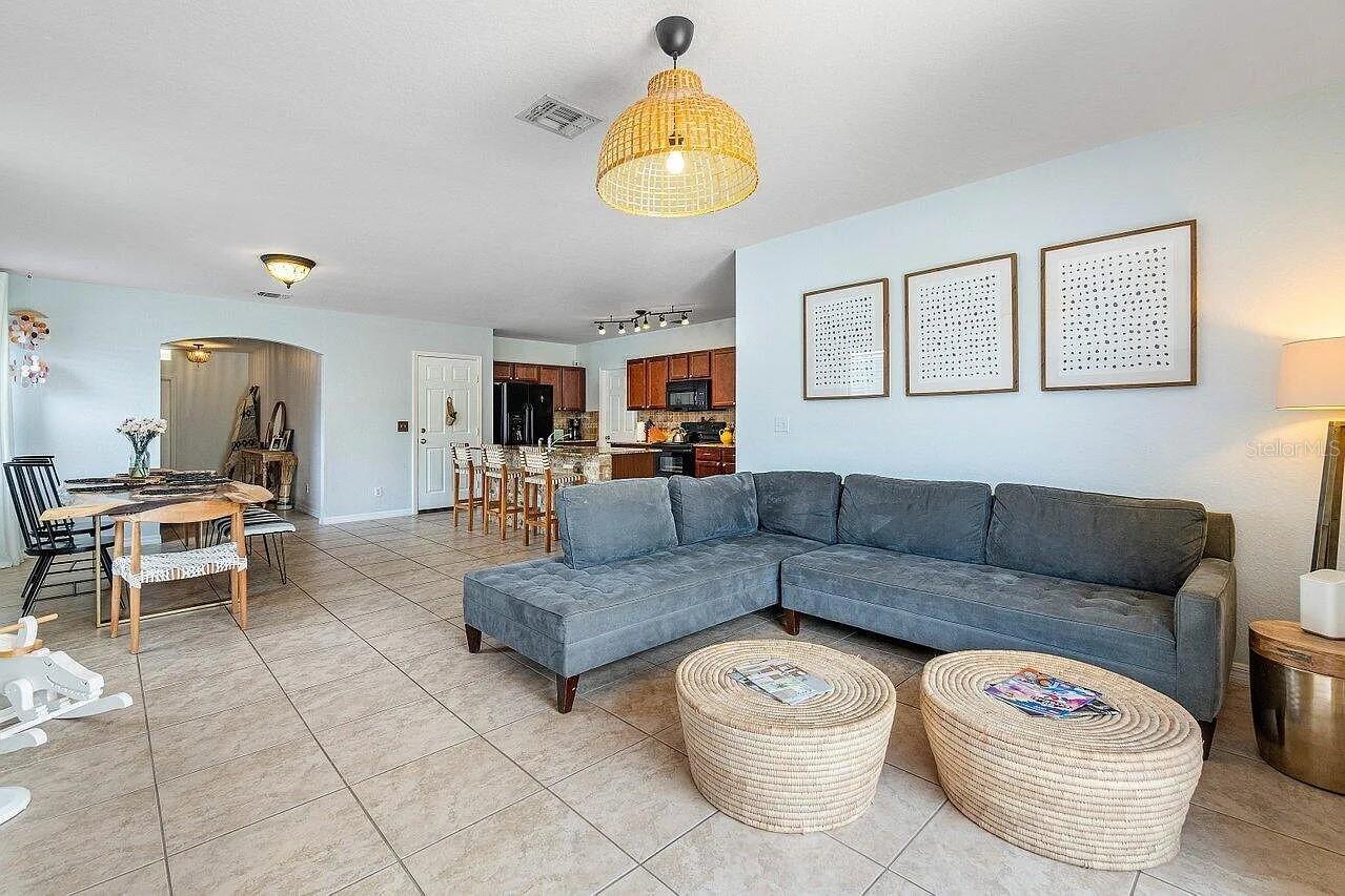 HILLSBORO PARK ADD - Commercial Sale