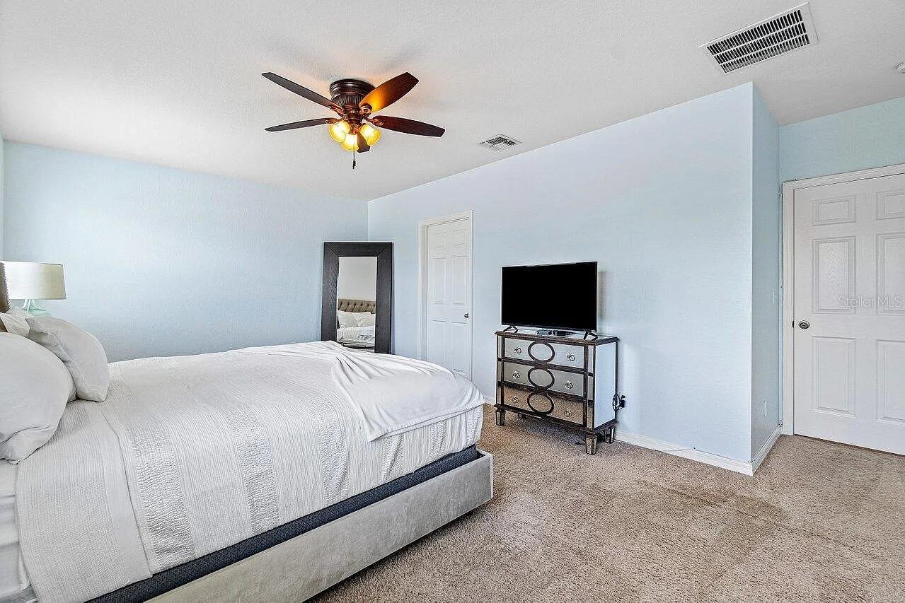 HILLSBORO PARK ADD - Commercial Sale