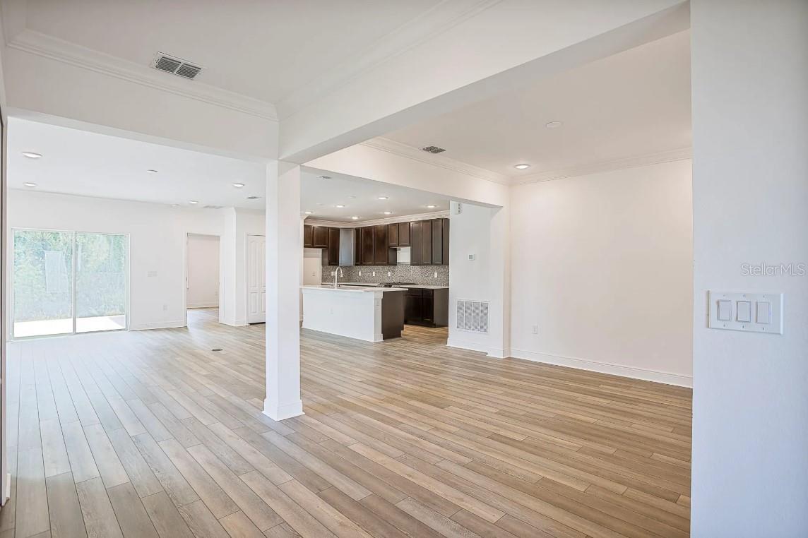 OAKHAVEN WALK - Residential