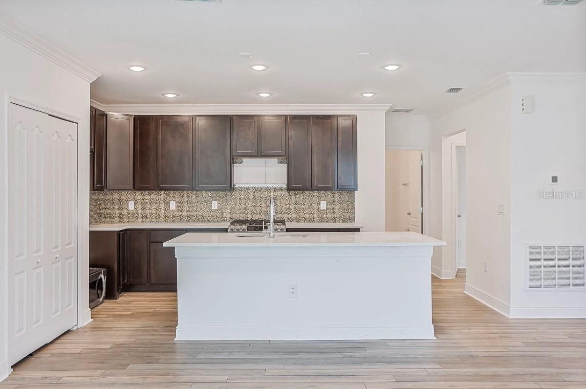 OAKHAVEN WALK - Residential