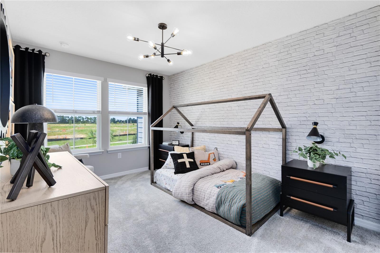 LAKEHAVEN ESTATES - Residential