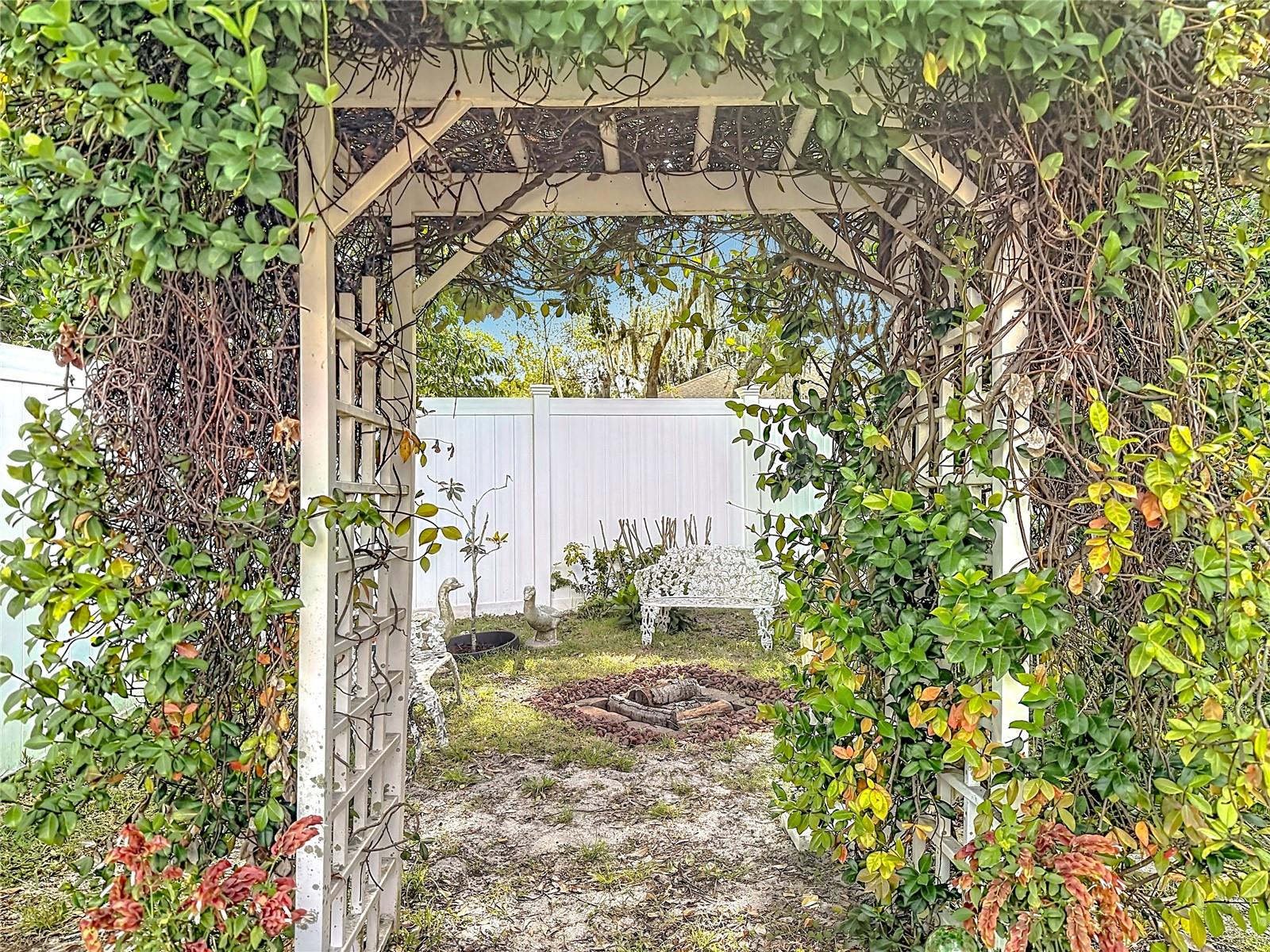 AMBER RIDGE - Residential