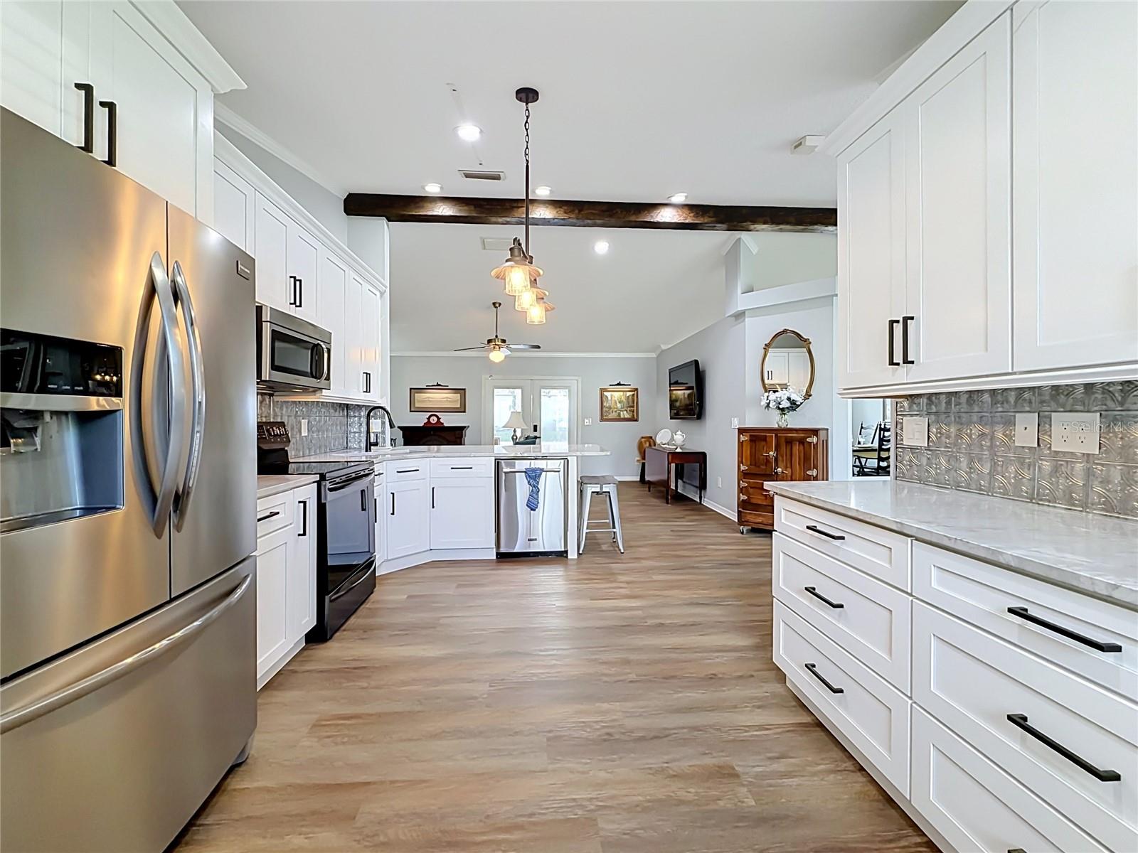 AMBER RIDGE - Residential