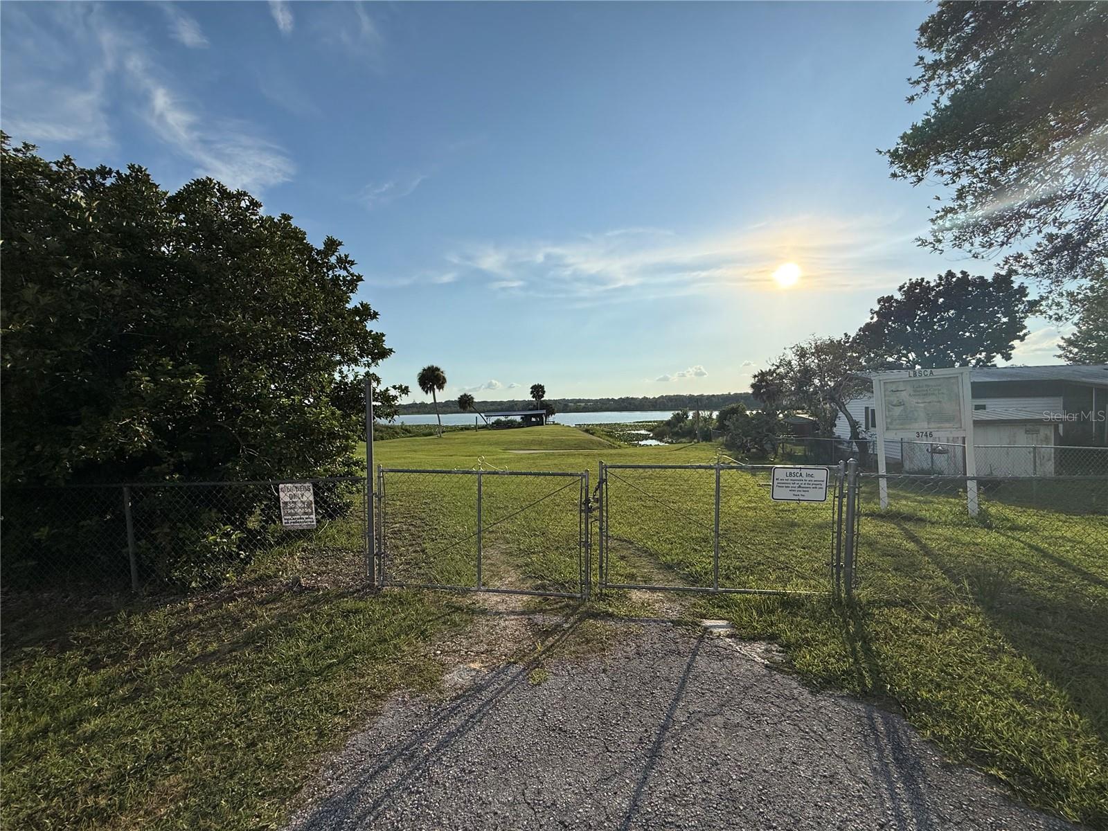 LAKE BRYANT SHORES - Residential
