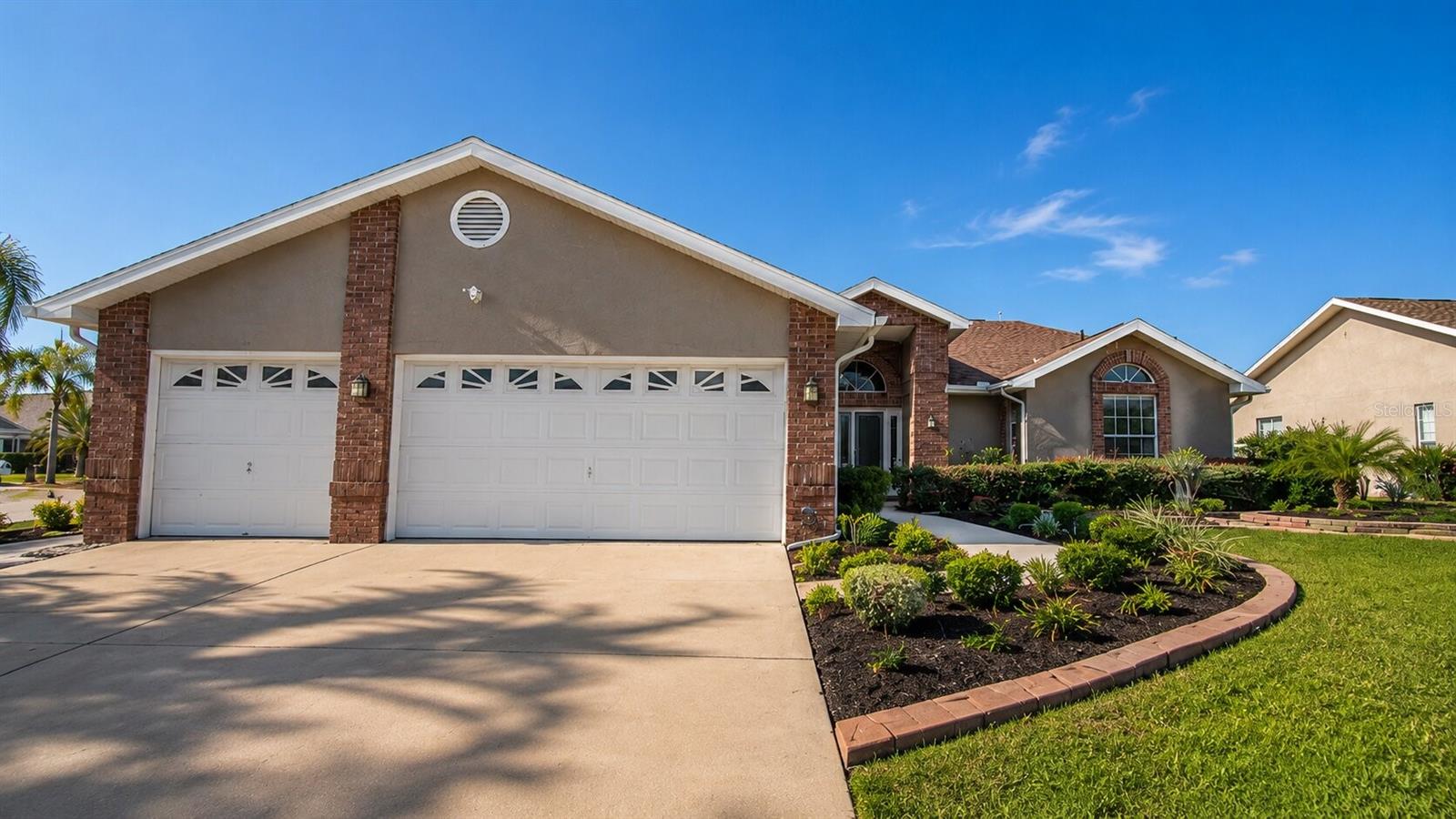 SEVEN HILLS - Residential