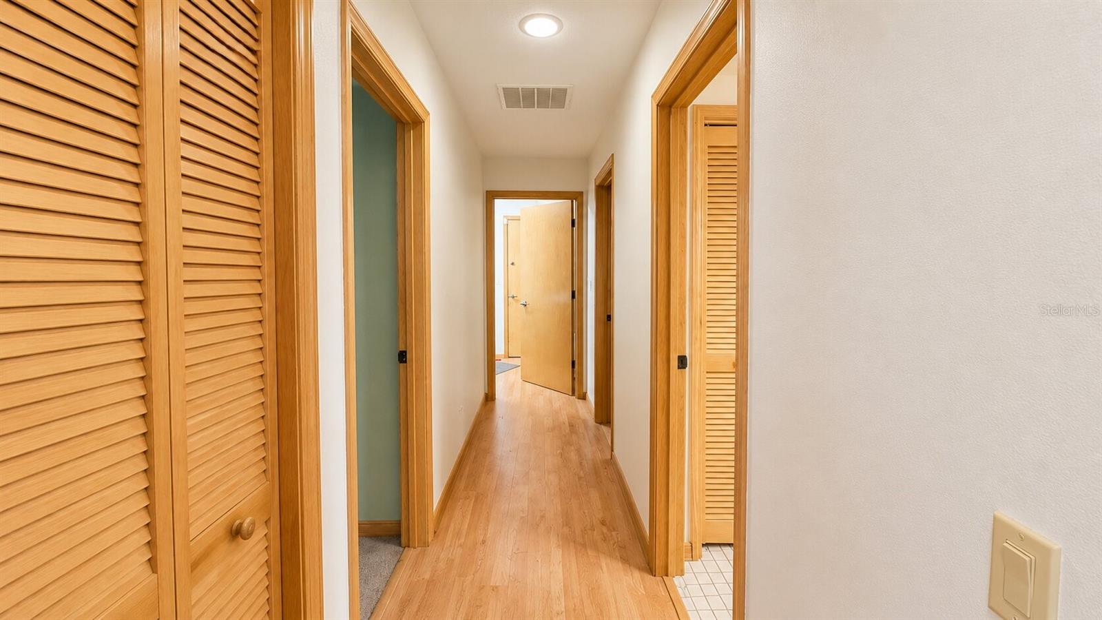 SEVEN HILLS - Residential