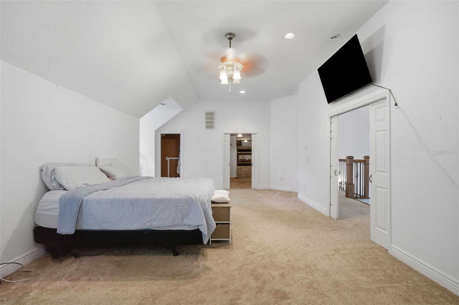 W1/2 OF NW1/4 OF SE1/4 OF NE1/4 PRB 702 PGS 650-57 - Residential