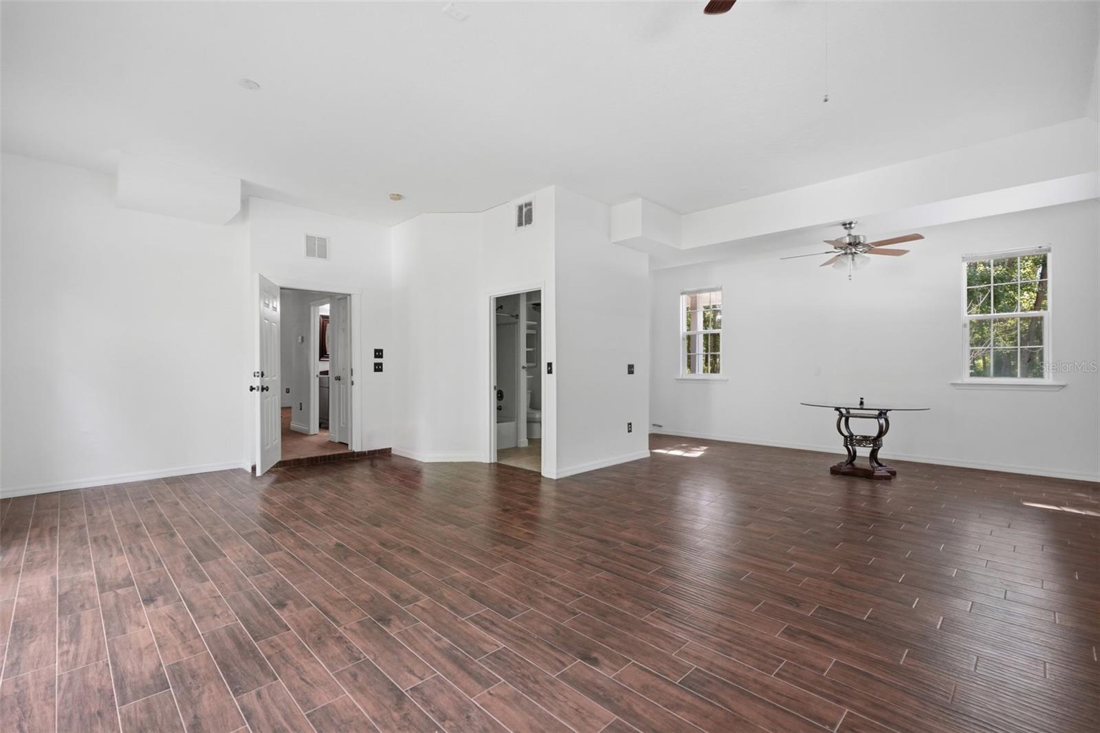 W1/2 OF NW1/4 OF SE1/4 OF NE1/4 PRB 702 PGS 650-57 - Residential