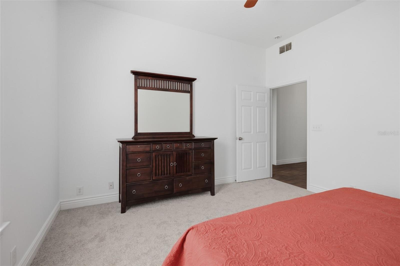 W1/2 OF NW1/4 OF SE1/4 OF NE1/4 PRB 702 PGS 650-57 - Residential
