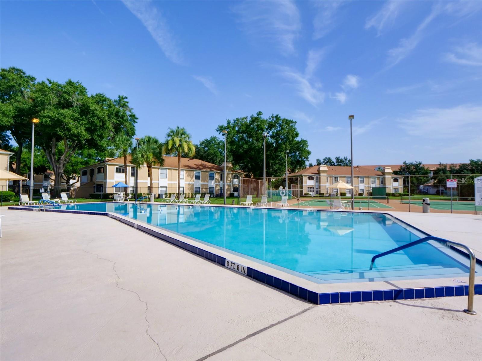 WIMBLEDON PARK CONDO 01 - Residential