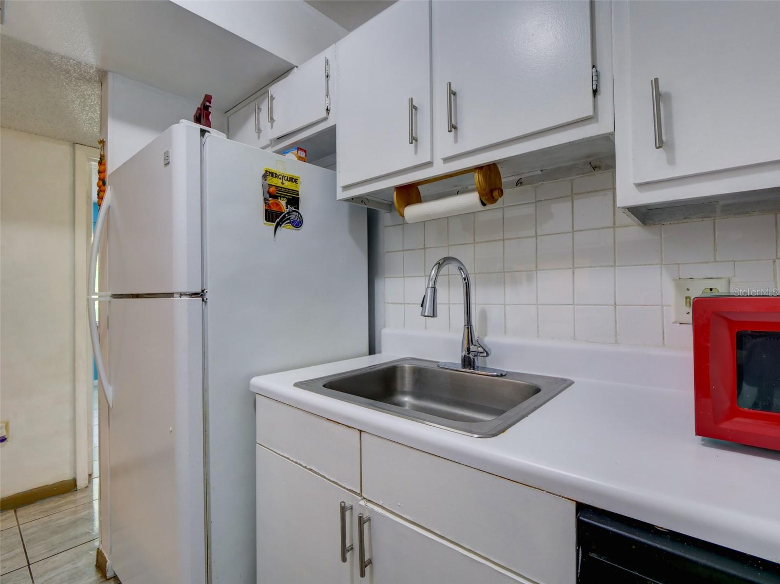 WIMBLEDON PARK CONDO 01 - Residential
