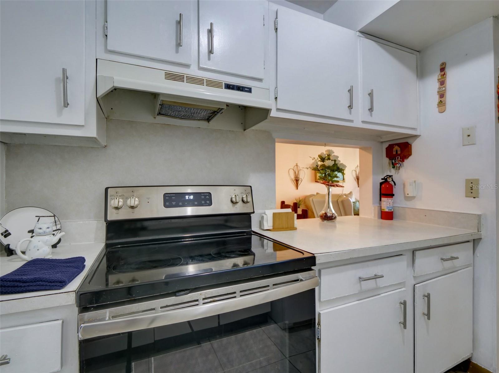WIMBLEDON PARK CONDO 01 - Residential