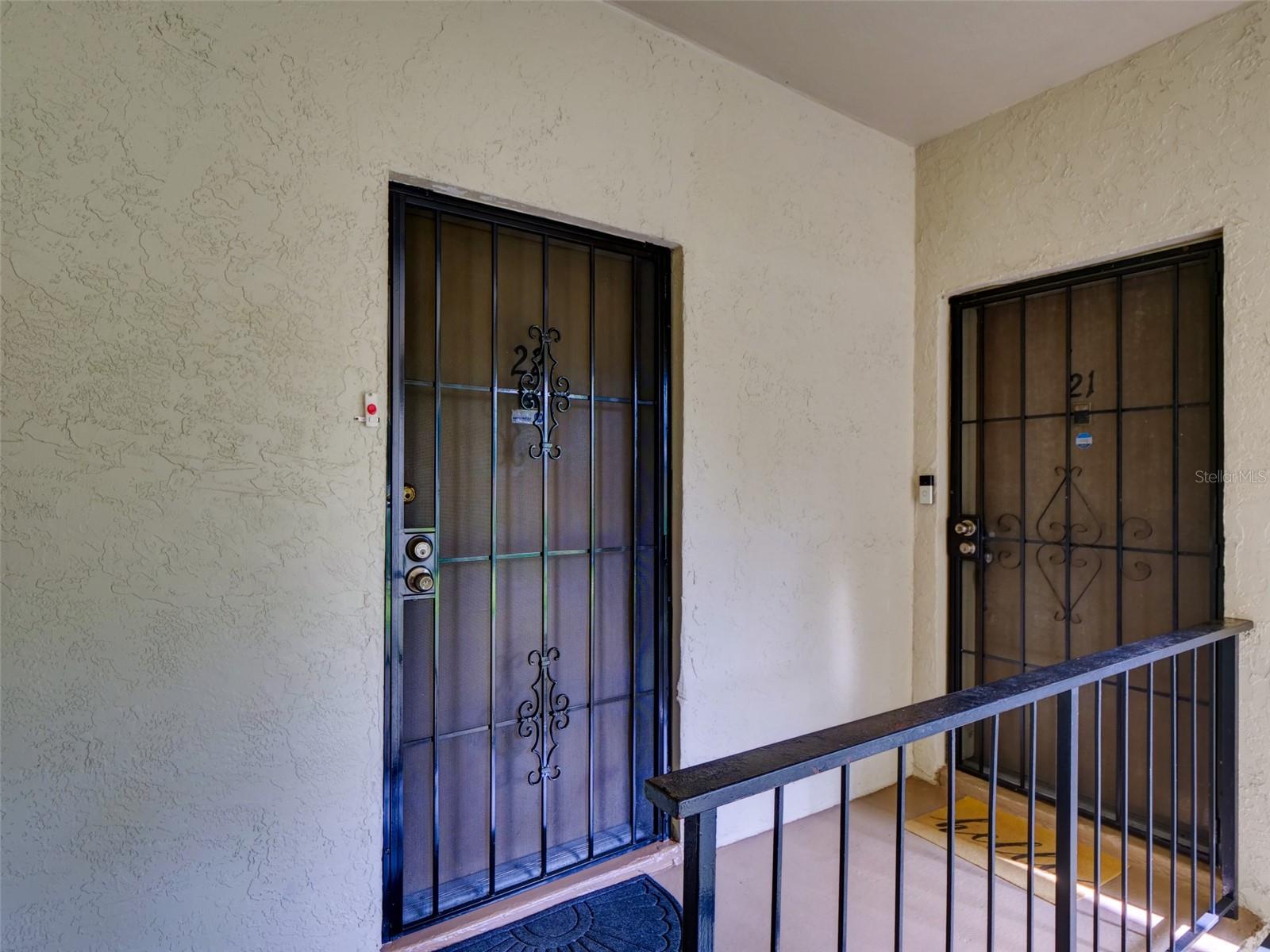 WIMBLEDON PARK CONDO 01 - Residential