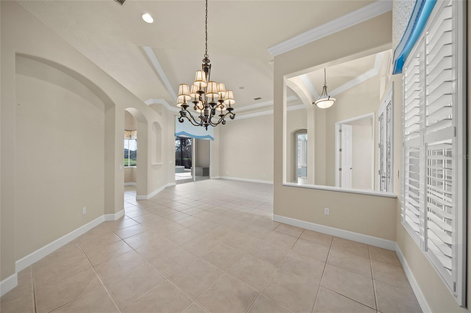 BARTON FARMS, LAUREL LAKES - Residential