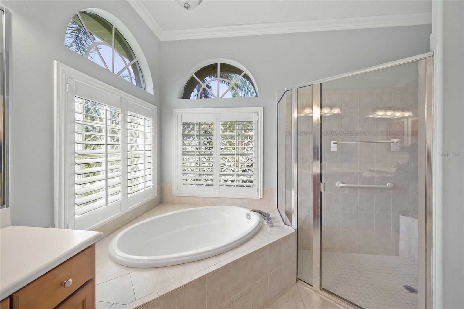 BARTON FARMS, LAUREL LAKES - Residential