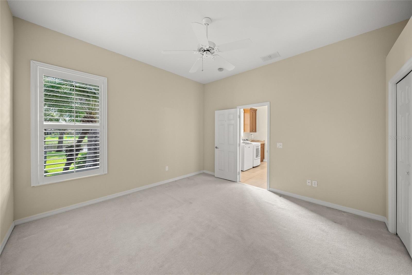 BARTON FARMS, LAUREL LAKES - Residential