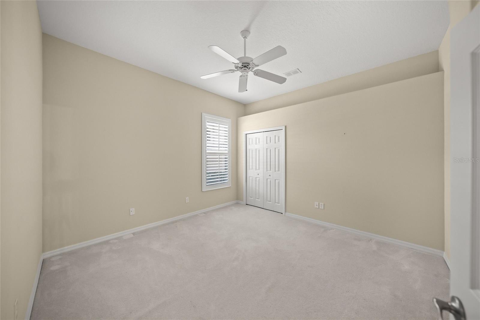 BARTON FARMS, LAUREL LAKES - Residential