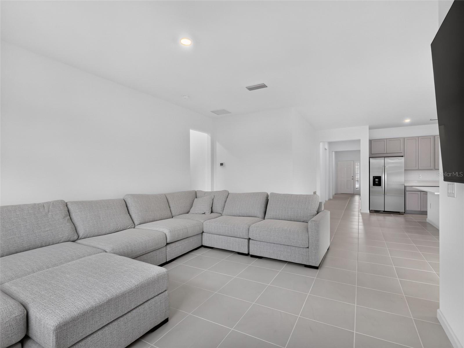 CYPRESS PARK ESTATES - Residential Lease