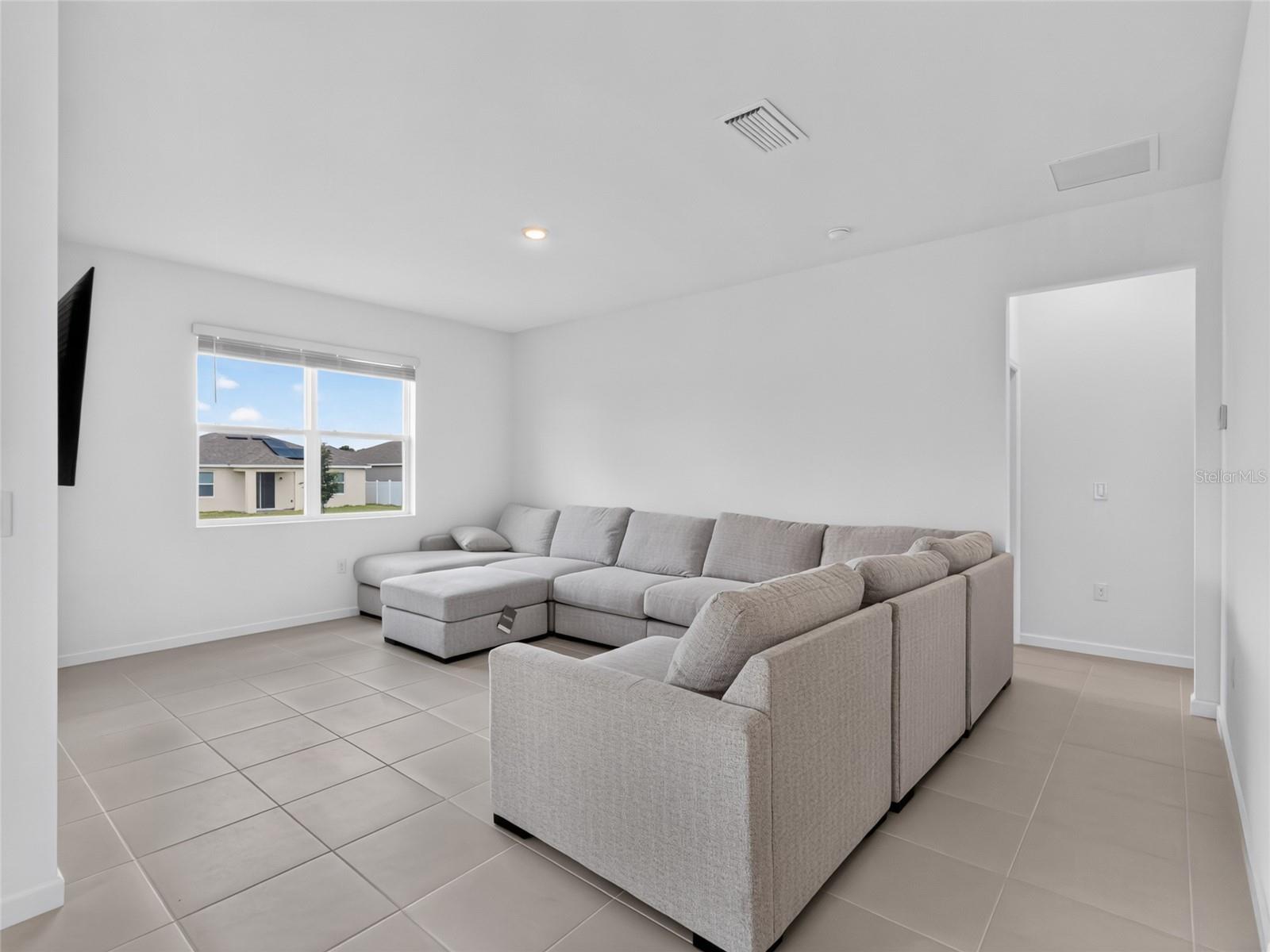 CYPRESS PARK ESTATES - Residential Lease