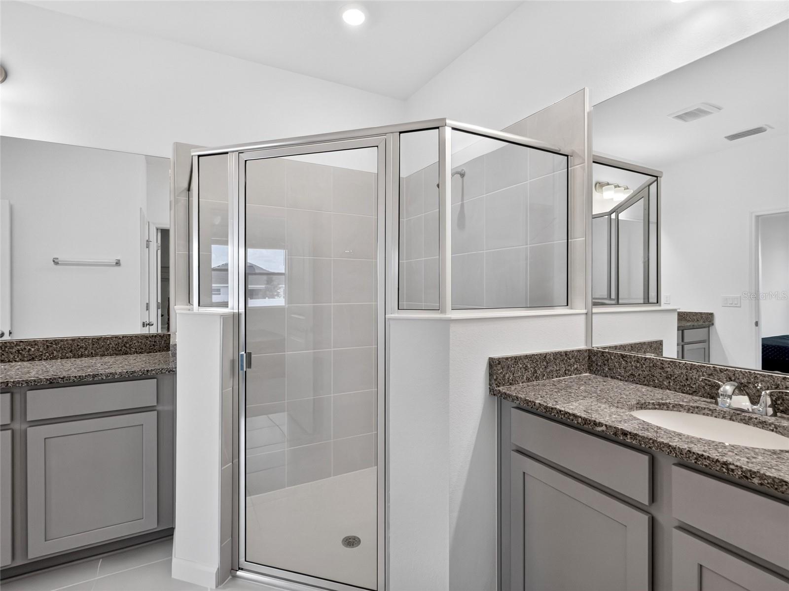 CYPRESS PARK ESTATES - Residential Lease