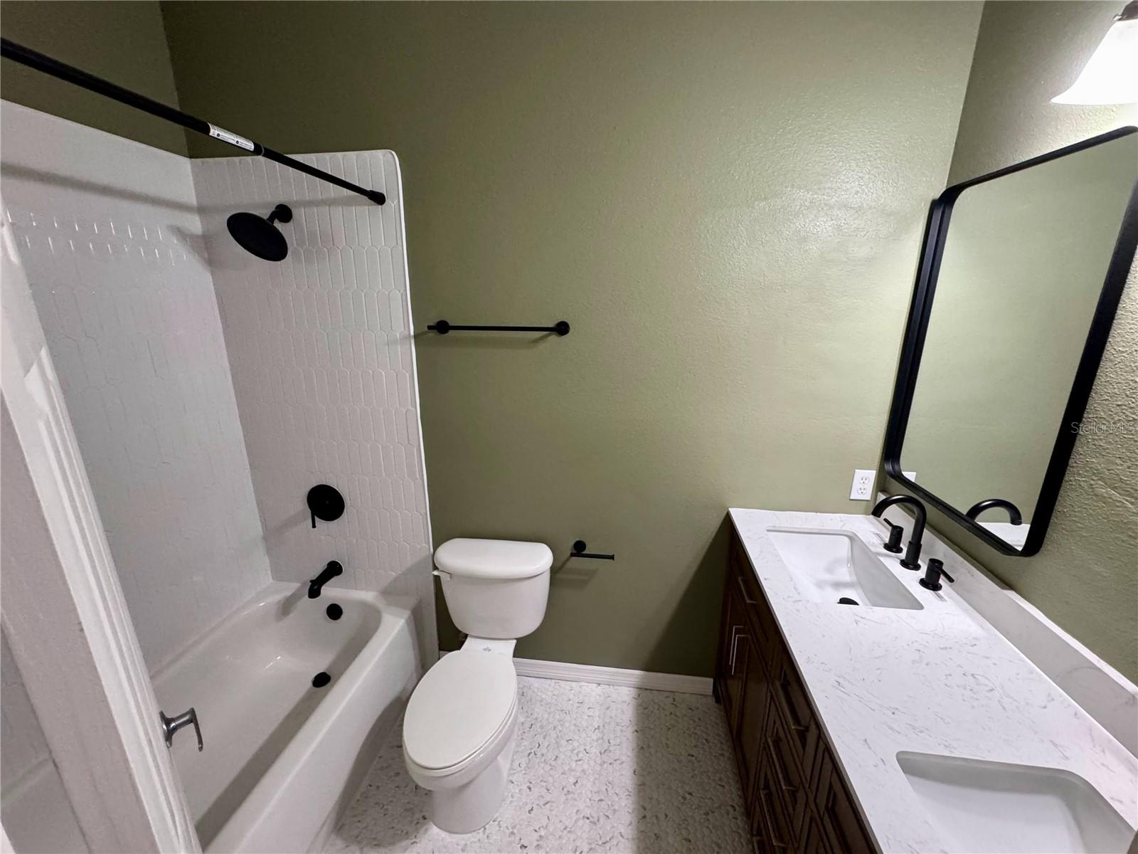 CAROLINA LANDINGS AT UNIVERSITY PLACE C - Residential Lease