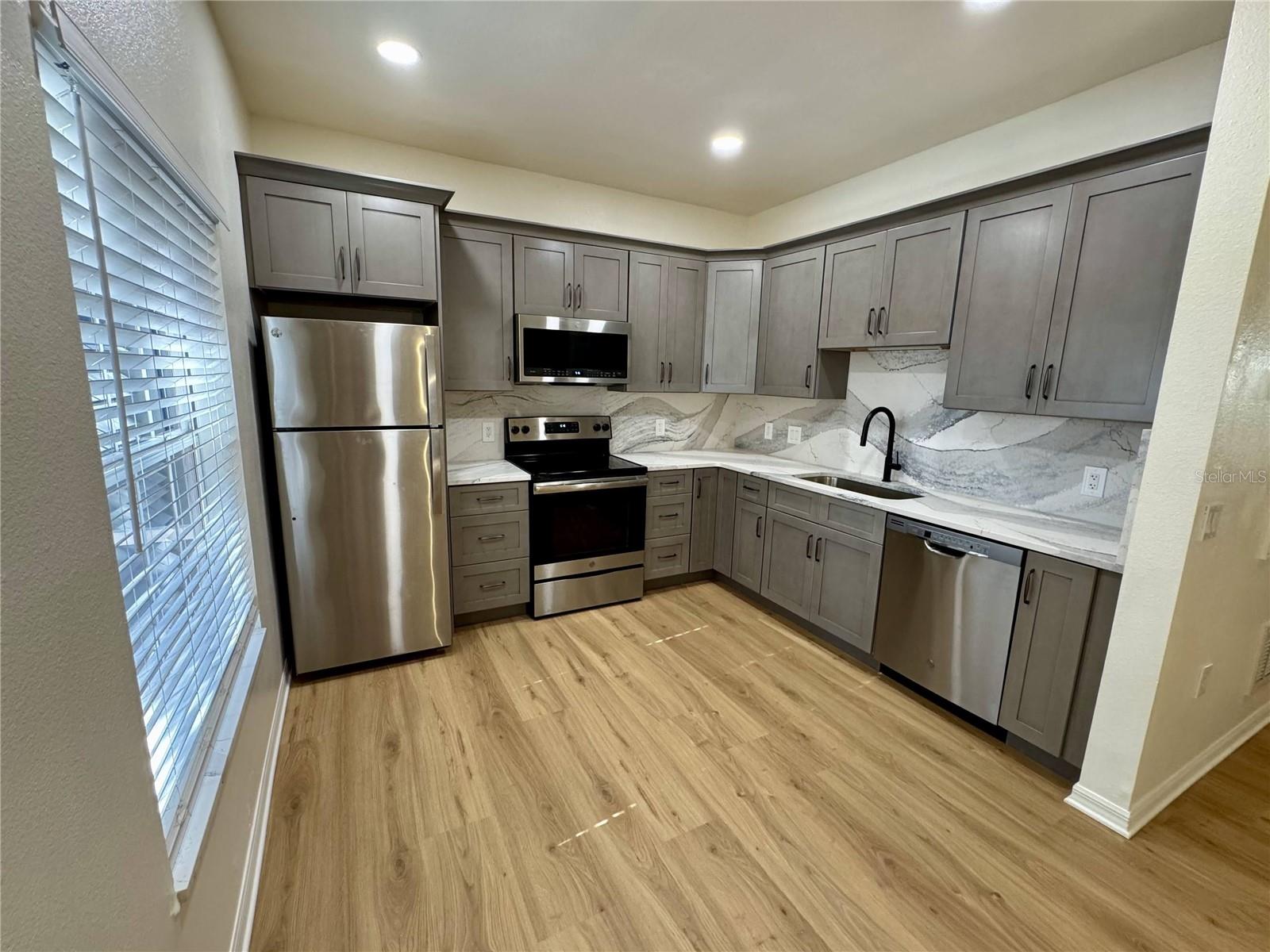CAROLINA LANDINGS AT UNIVERSITY PLACE C - Residential Lease