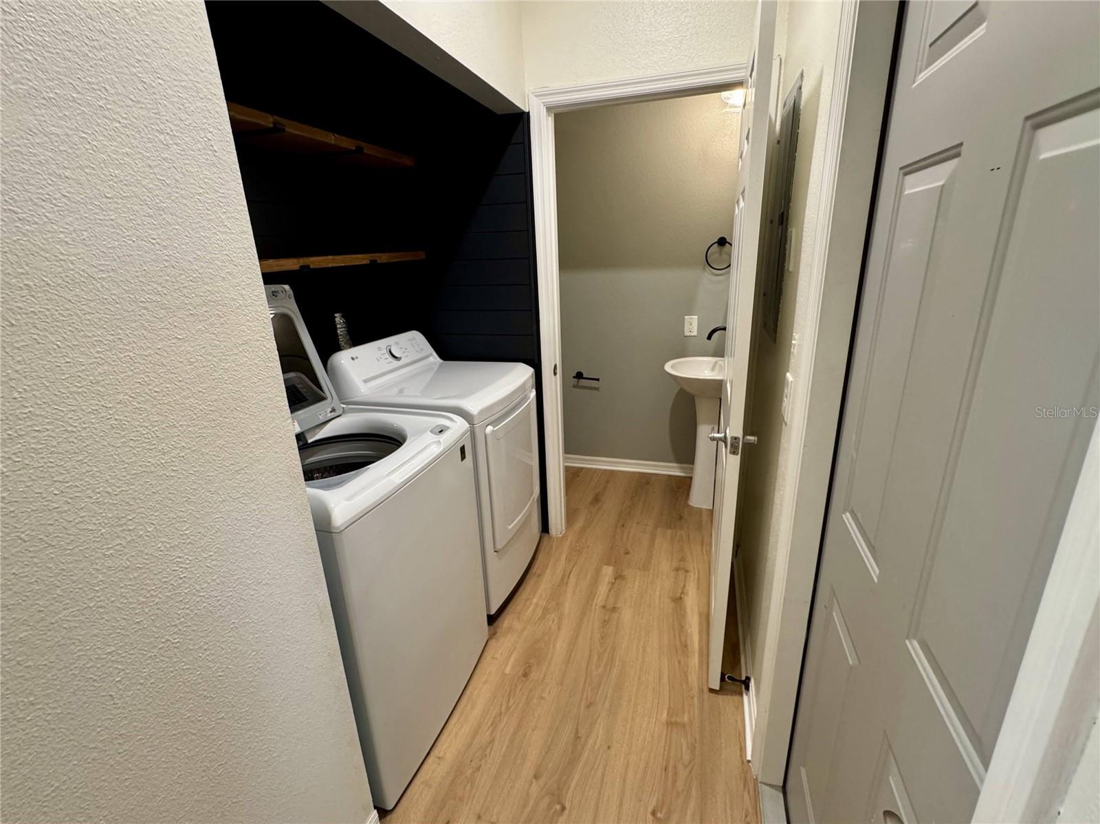 CAROLINA LANDINGS AT UNIVERSITY PLACE C - Residential Lease