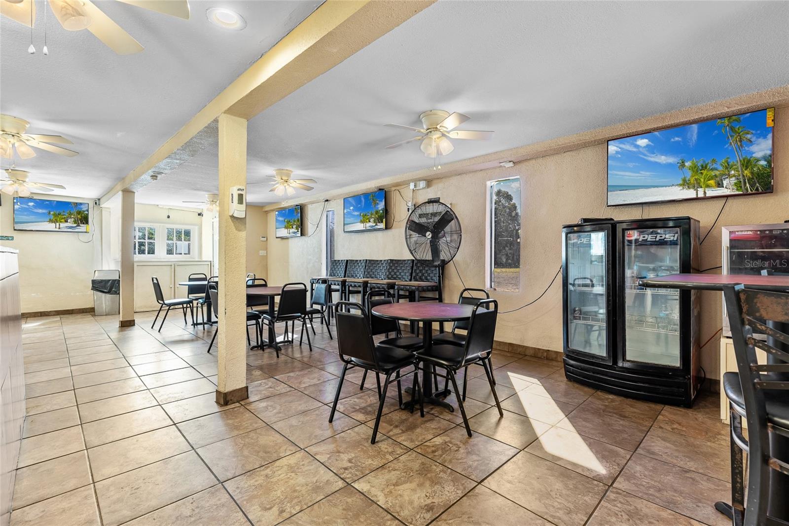 YAMASEE - Commercial Sale
