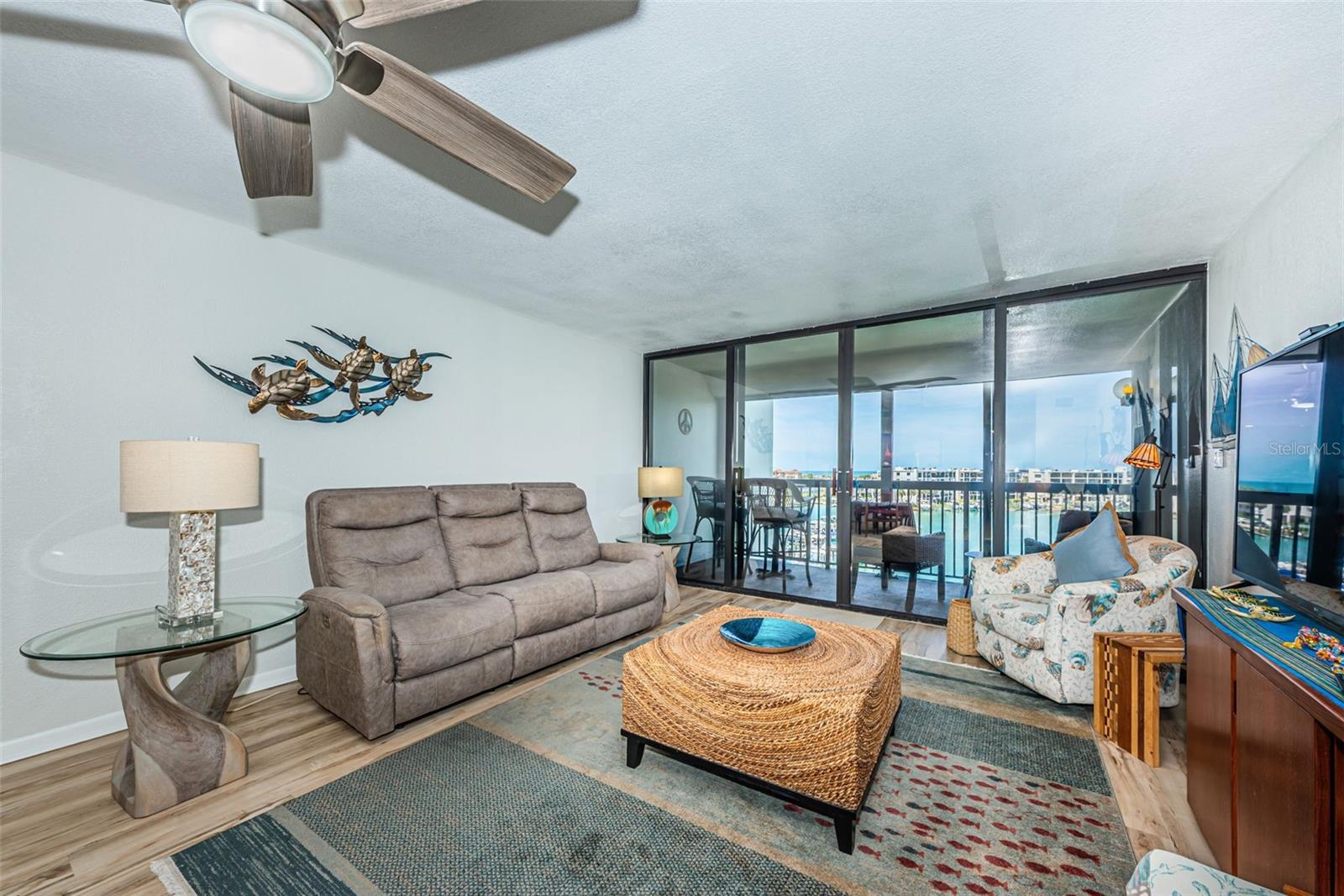COURAGEOUS THE CONDO - Residential