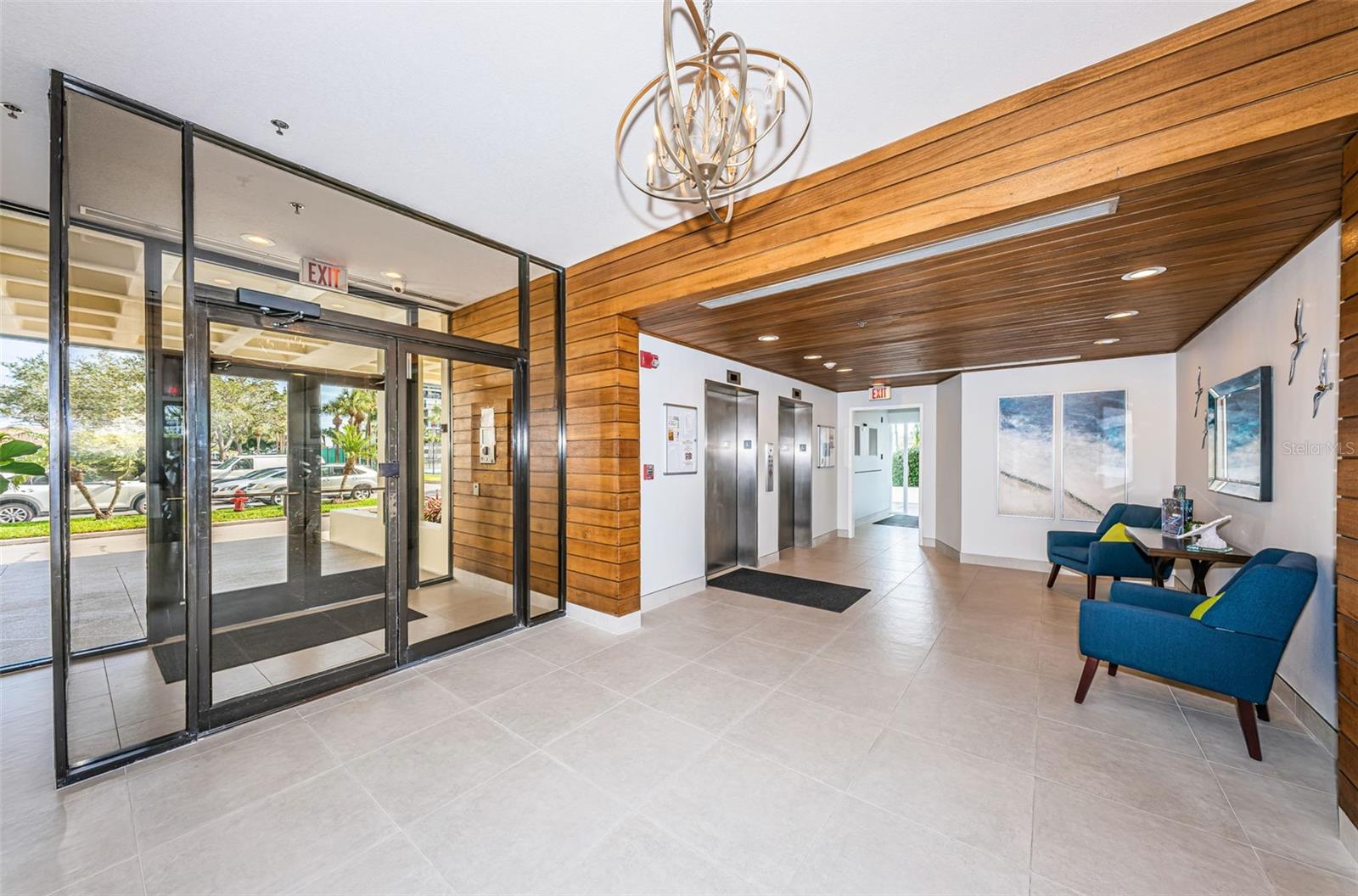 COURAGEOUS THE CONDO - Residential