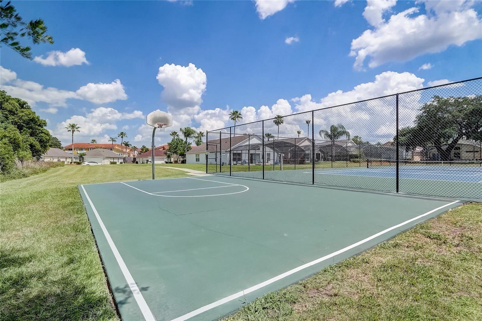 LAKE BERKLEY RESORT VILLAS PH 2 - Residential